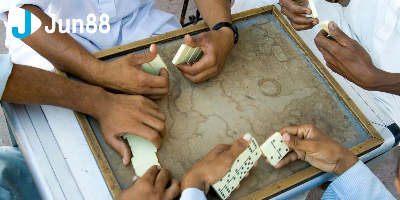 Khám Phá Cờ Domino Trò Chơi Đầy Thử Thách Và Chiến Lược 4 co domino 3 2