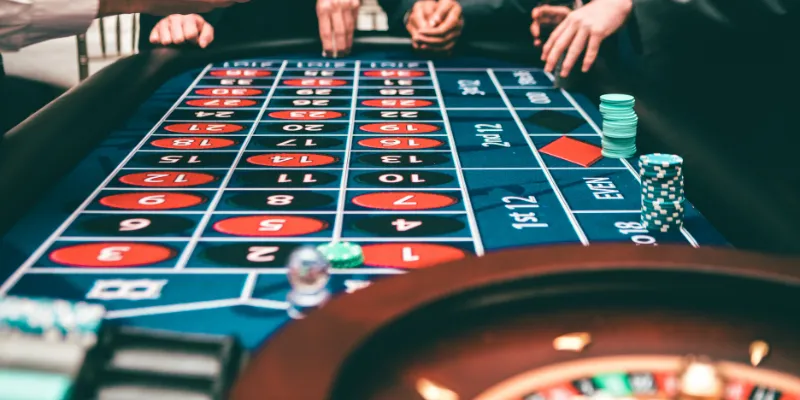 Cách đặt cược Roulette, tăng cơ hội thắng lớn cùng IWIN 3 Các cách đặt cược roulette cơ bản